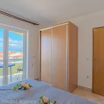 Vidovic Apartman Vir